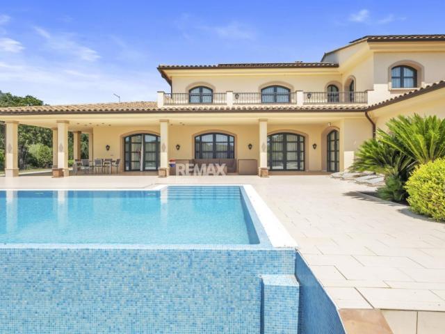 Casa en venta en Alt Empordà, Catalunya