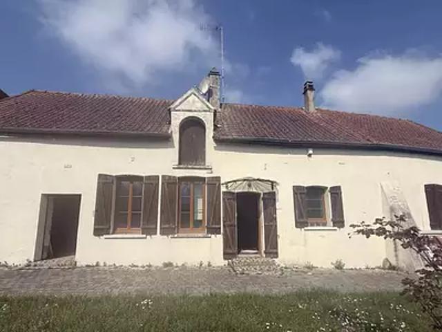 Maison vente à Sens, Perceneige