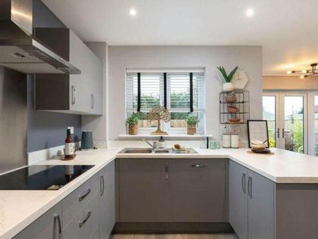 House for sale in Littlecote, West Sussex