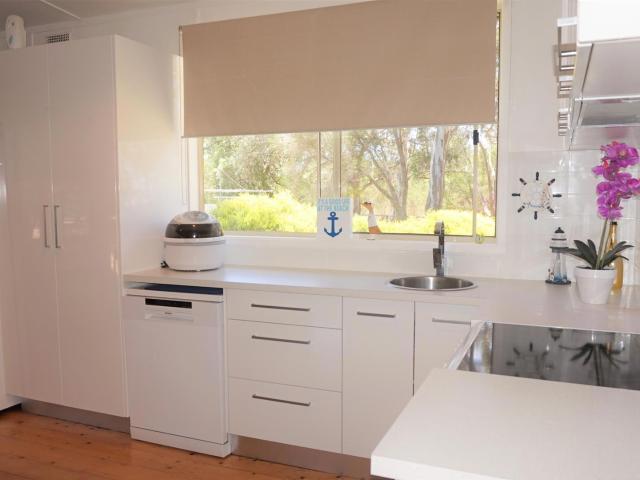 House for sale in Loch Sport, Victoria