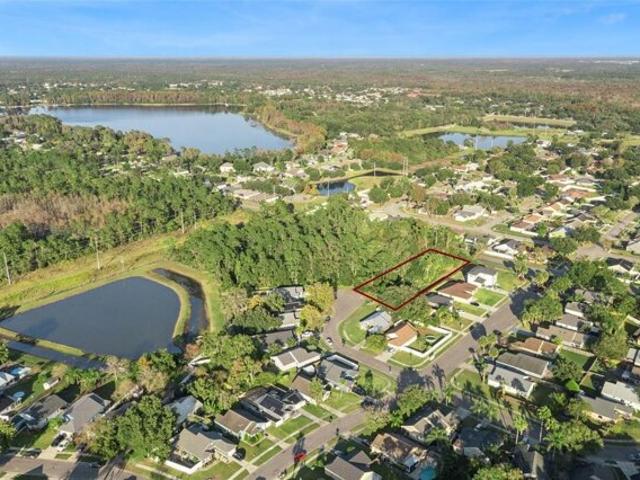 Land for sale in University, Florida