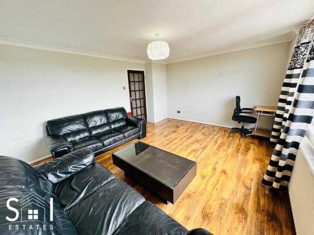House for rent in Sunbury, Surrey