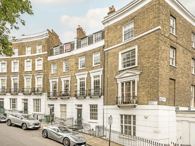 House for rent in Barnsbury, Greater London
