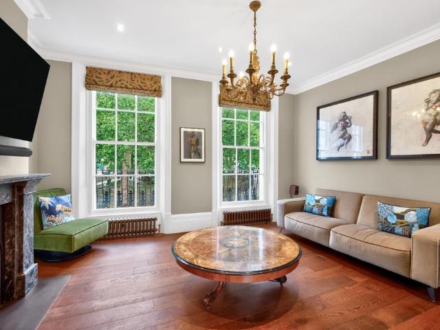 House for rent in Barnsbury, Greater London