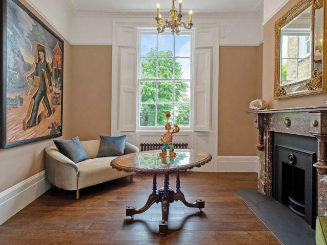 House for rent in Barnsbury, Greater London