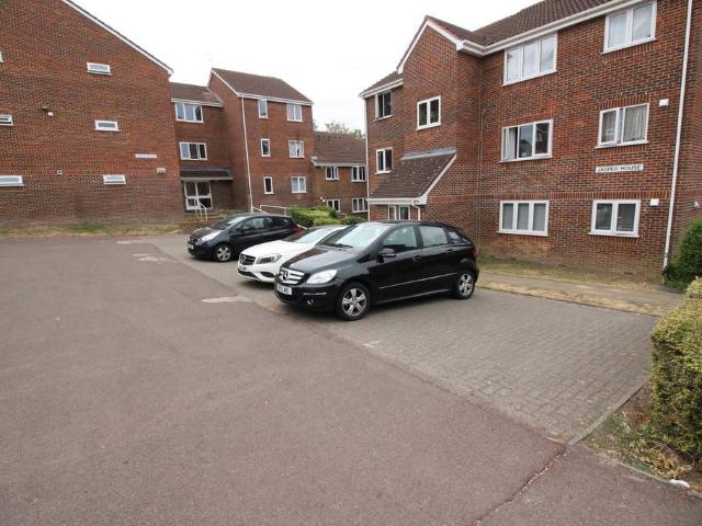 Apartment for rent in Old Malden, Greater London