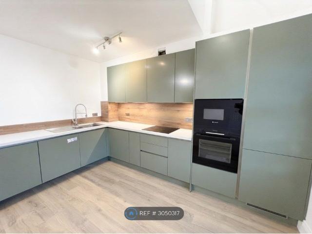 Apartment for rent in London Borough of Hammersmith and Fulham, Greater London