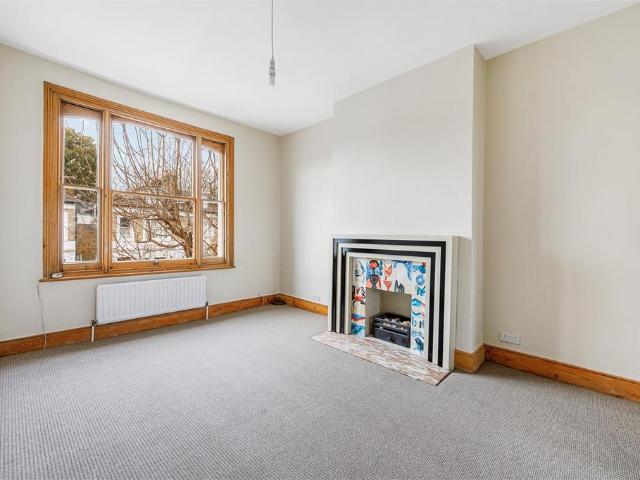 Apartment for rent in London Borough of Hammersmith and Fulham, Greater London