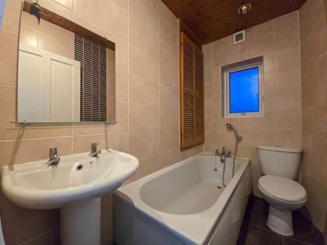 House for rent in Claremont, Blackpool