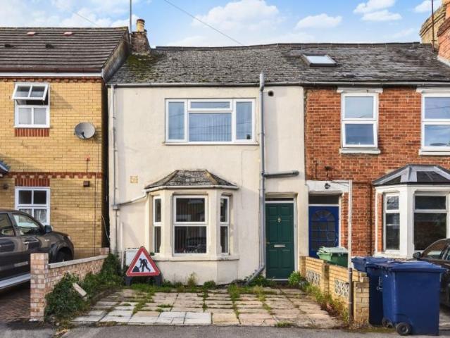 Room for rent in Robin Hood, The Slade