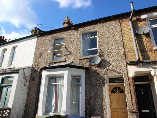Room for rent in Robin Hood, The Slade