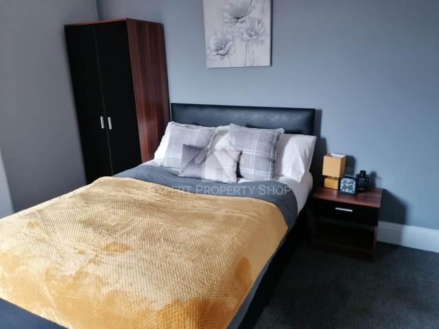 Room for rent in South Yorkshire