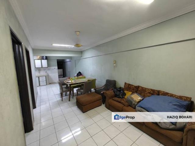 Flat for rent in Petaling, Alam Impian