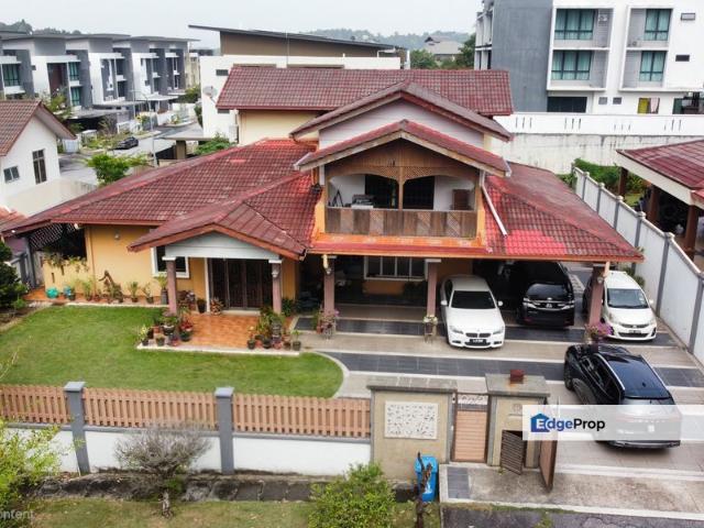 House for sale in Seksyen U10, Shah Alam