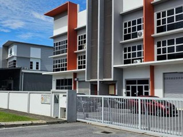 Warehouse for sale in Tanjong Sepat, Selangor