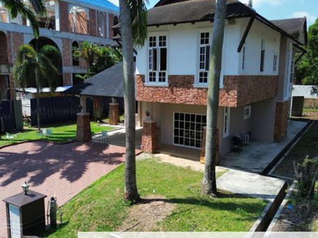 House for sale in Tanjong Sepat, Selangor