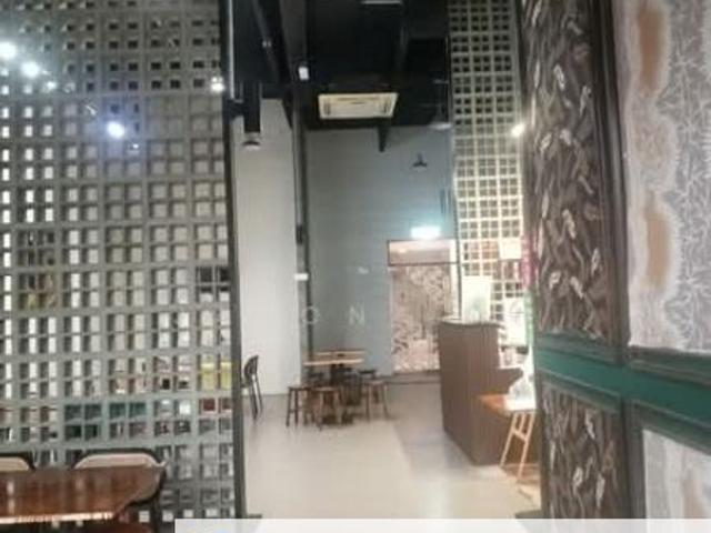 Shop for sale in Petaling, Damansara Damai
