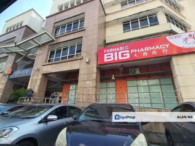 Shop for sale in PJU 8, Petaling Jaya