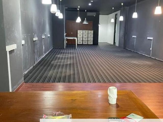 Shop for sale in Petaling, Damansara Damai