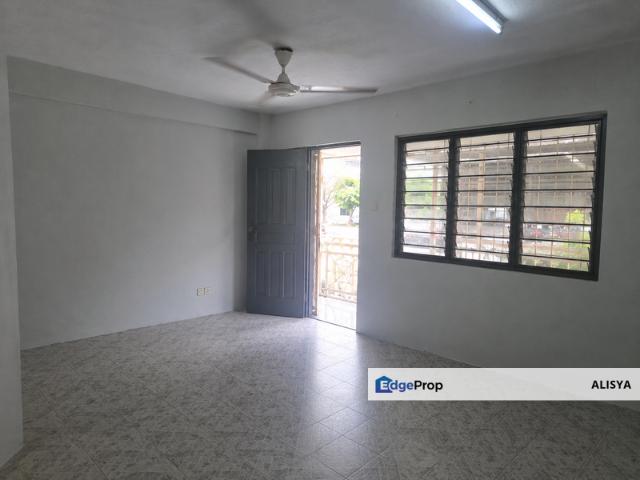 Condominium for sale in Langat, Selangor