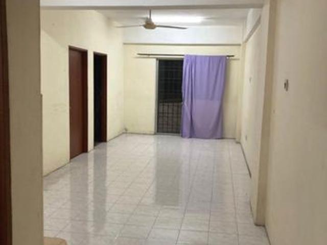 Apartment for sale in Port Klang, Selangor