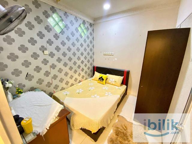 Room for rent in Sendayan Village, Negeri Sembilan