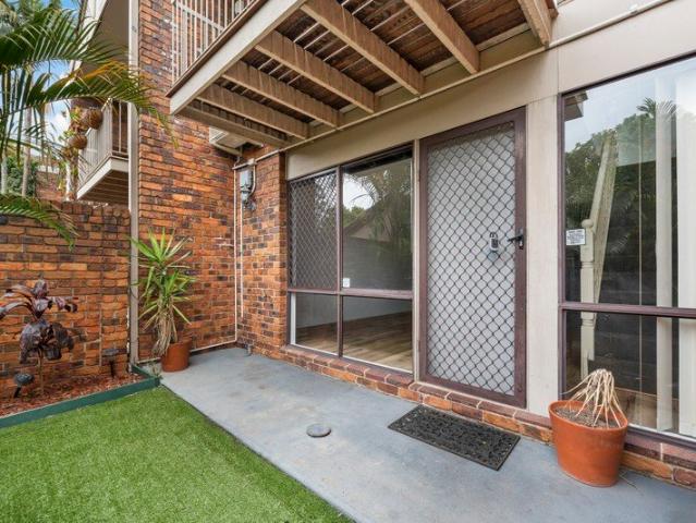 Townhouse for rent in Toombul, Queensland