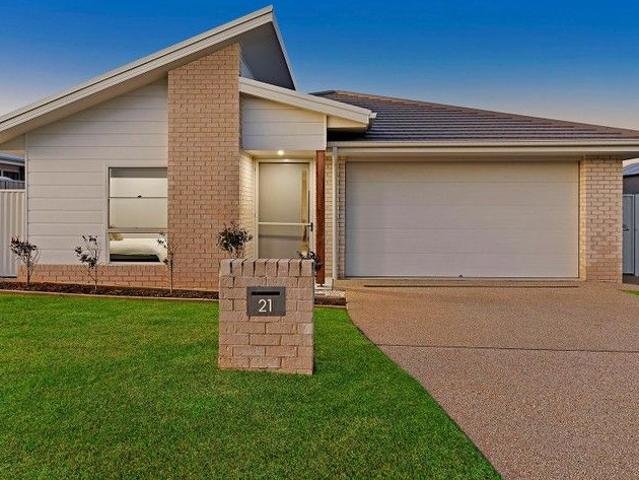House for sale in Lake Cathie, New South Wales