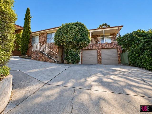 House for sale in Queanbeyan West, Queanbeyan