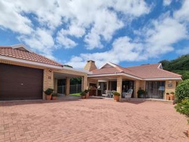 House for sale in Groot Brak Rivier, Western Cape