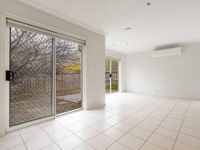 Townhouse for rent in Camerons Creek, Victoria