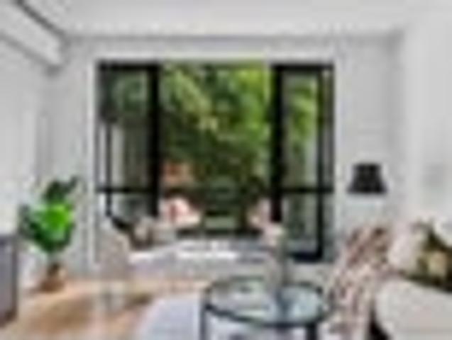 Townhouse for sale in Balmoral