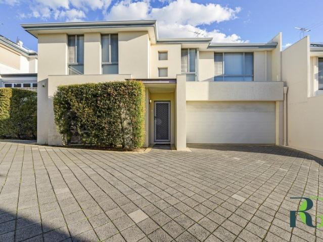 Townhouse for sale in Ardross, Western Australia