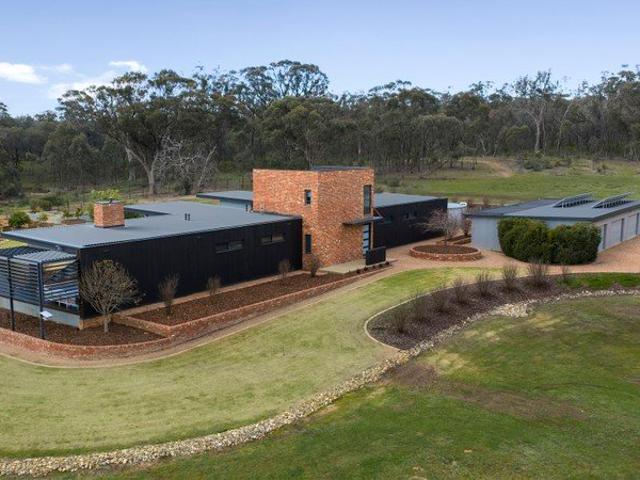 House for sale in Axe Creek, Victoria