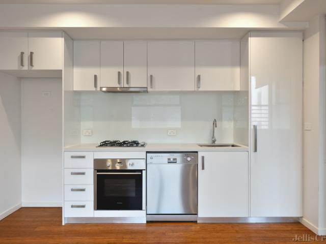Apartment for rent in Carlton