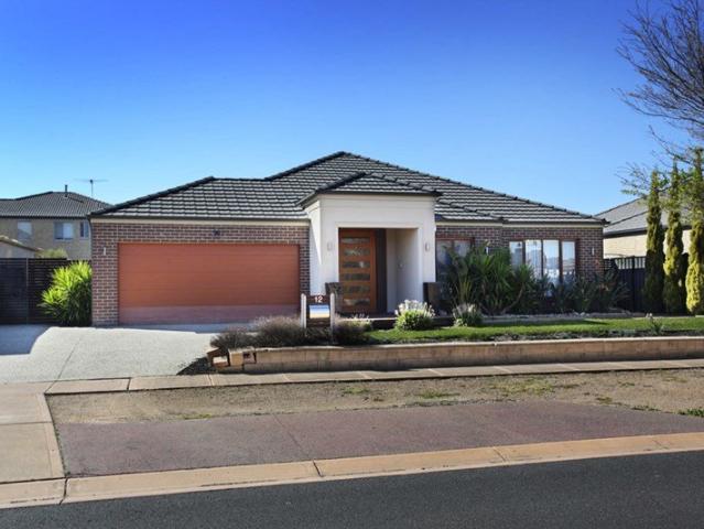 House for rent in Innisfail, Melbourne