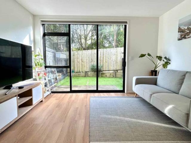 Townhouse for rent in Manurewa, Oroua County