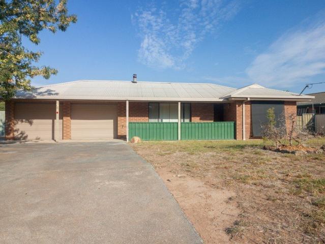 House for rent in Burrumbuttock, New South Wales