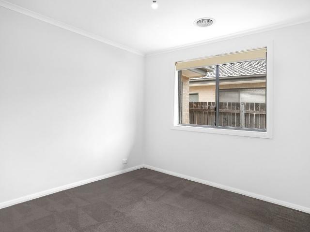 House for rent in Casey, Australian Capital Territory