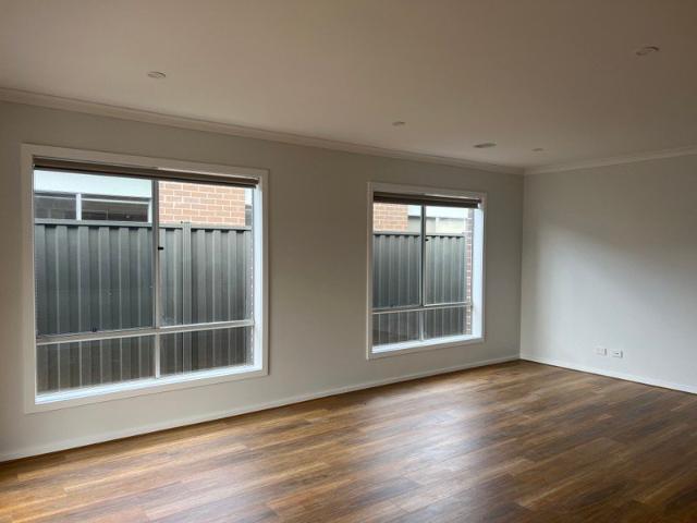 House for rent in Mt Pleasant Estate, Melbourne
