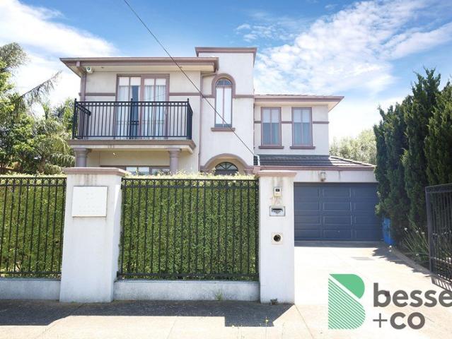 Townhouse for rent in Brighton East, Melbourne