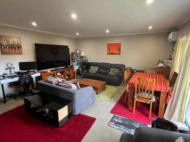 House for rent in Awhitu, Oroua County