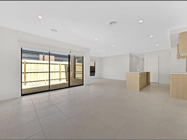 House for rent in Newbridge South, Wallan