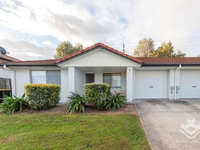 Townhouse for sale in Toombul, Queensland