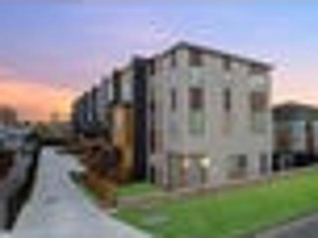 Townhouse for sale in East Tamaki