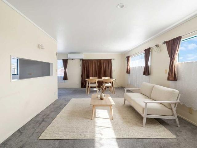 Apartment for rent in Rānui, Henderson-Massey