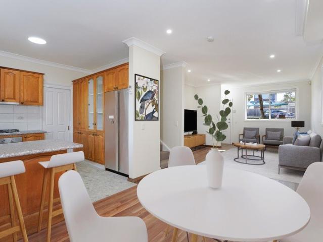 Townhouse for rent in Sydney, New South Wales