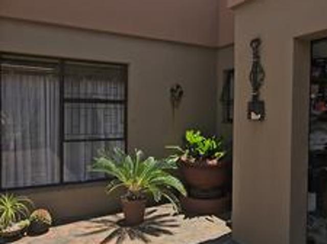 Townhouse for sale in Sedibeng, Gauteng