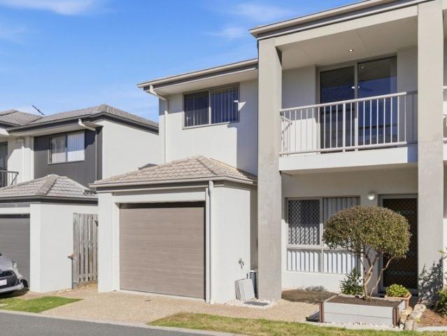 Townhouse for sale in Toombul, Queensland