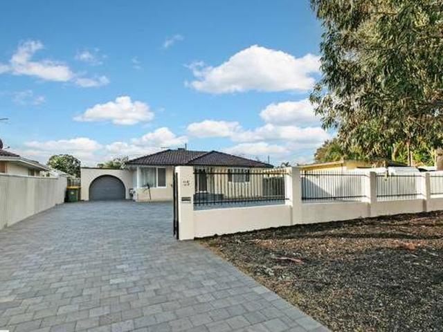 House for rent in Cockburn, Western Australia